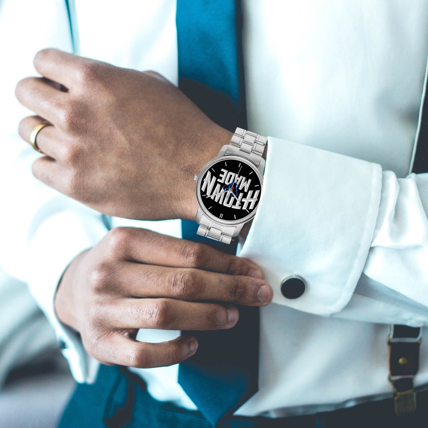 H-Town Made Folding Clasp Type Stainless Steel Quartz Watch (With Indicators)